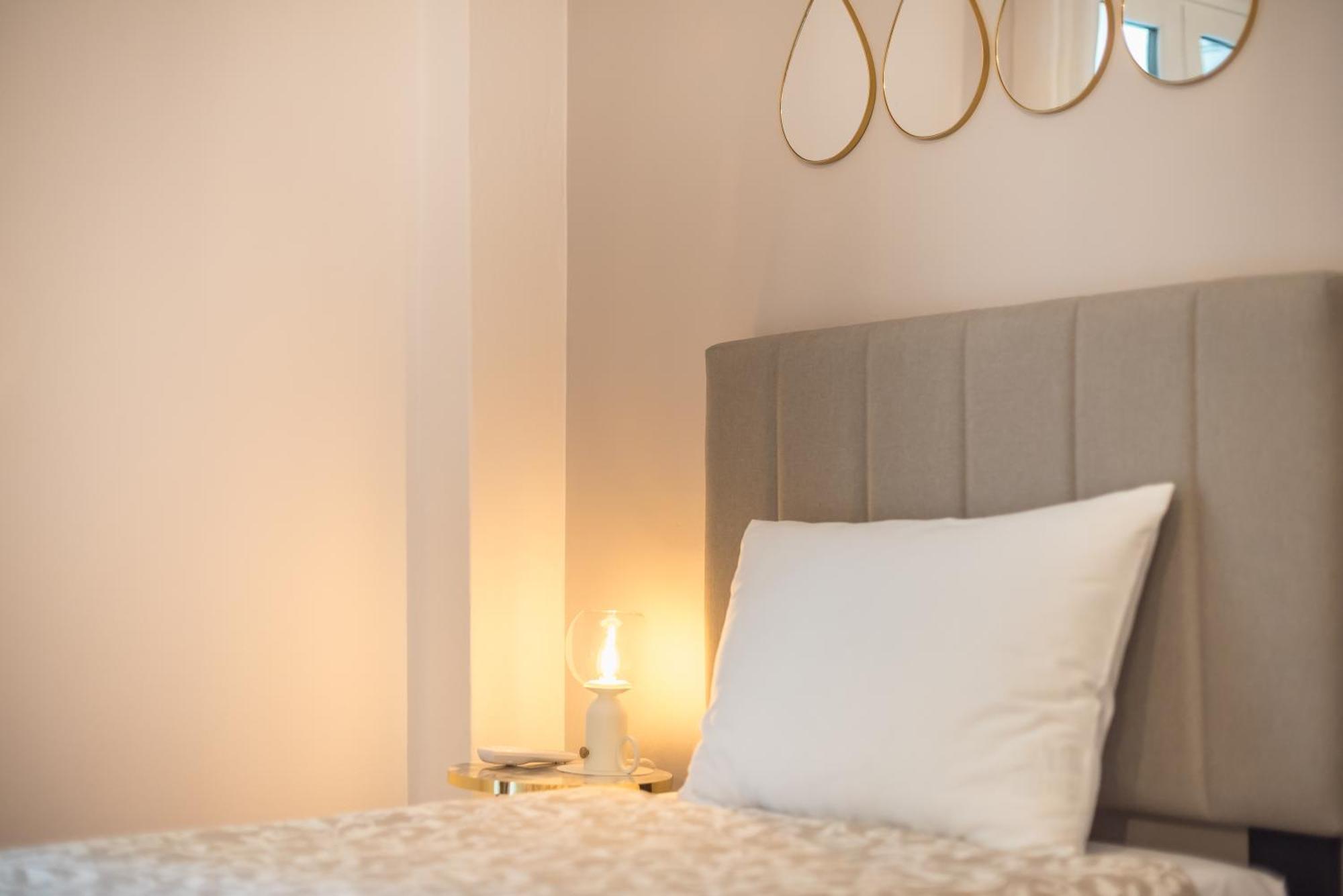 Golden Comfort By Greece Apartments Афіни Екстер'єр фото