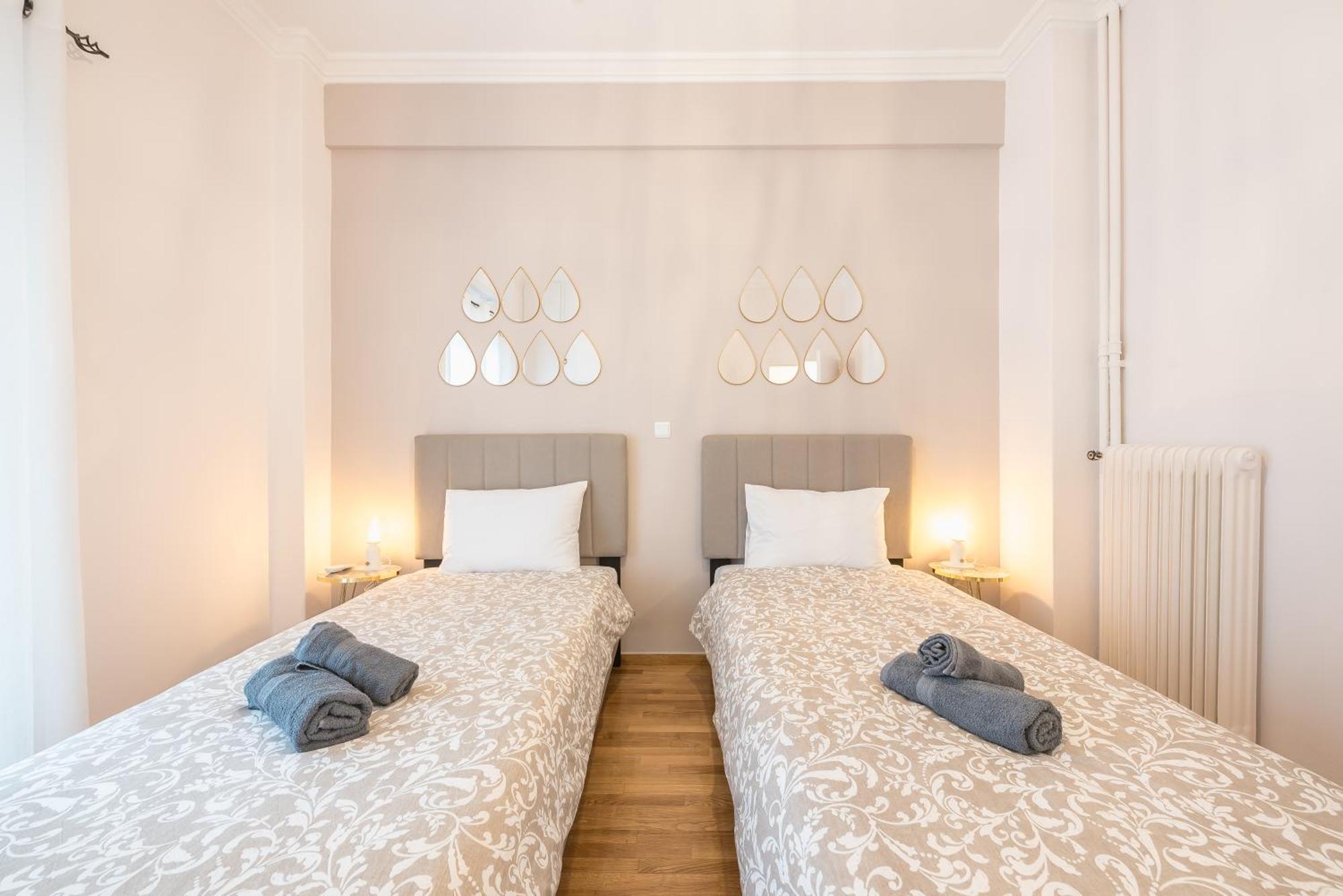 Golden Comfort By Greece Apartments Афіни Екстер'єр фото
